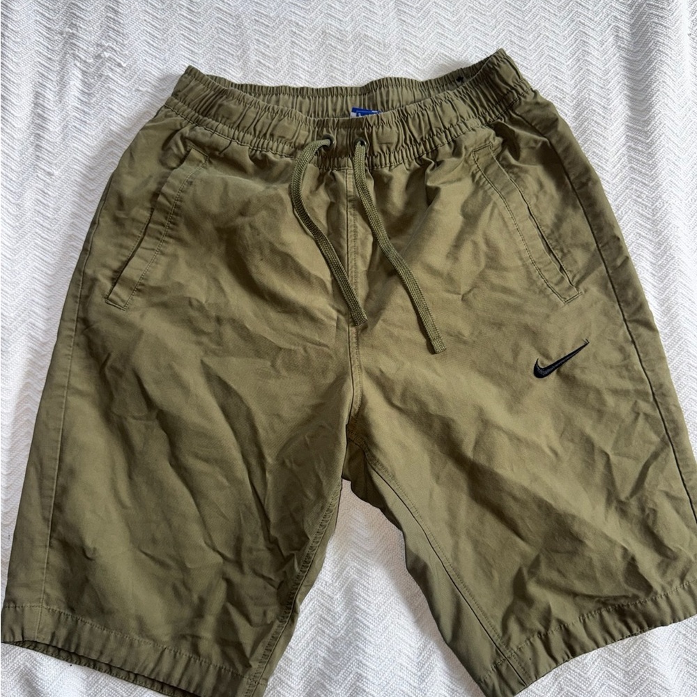 Nike Olive Green Drawstring Casual Shorts Swoosh Logo Men’s Small